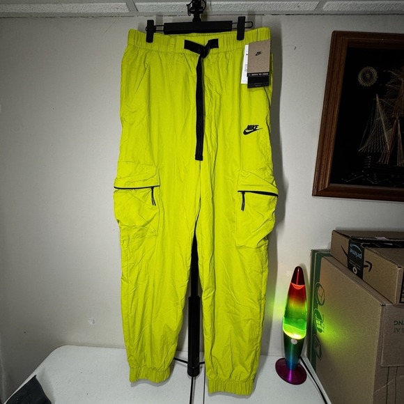 Nike Tech Pack Woven Cargo Sportswear Pants [FZ0756-307] Men's Sz Medium $150